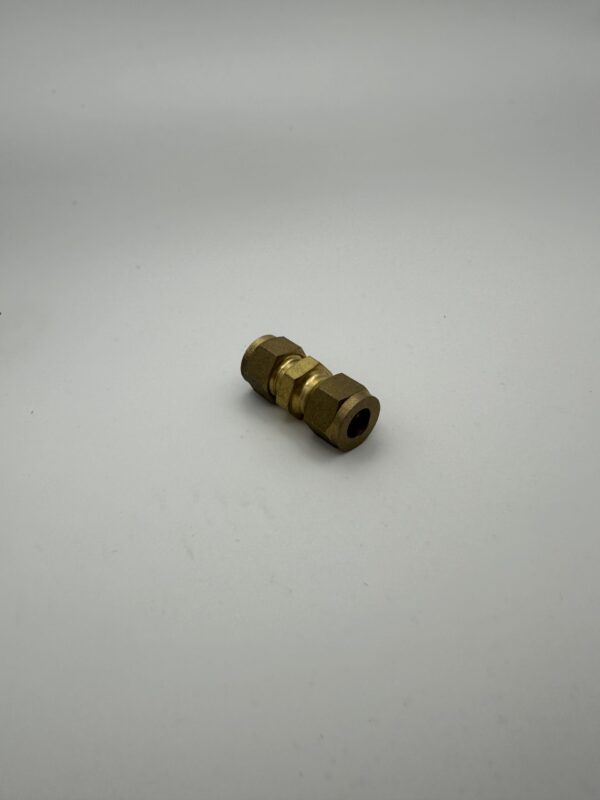 8mm (5/16") Brass Compression Connector Joint - Image 2